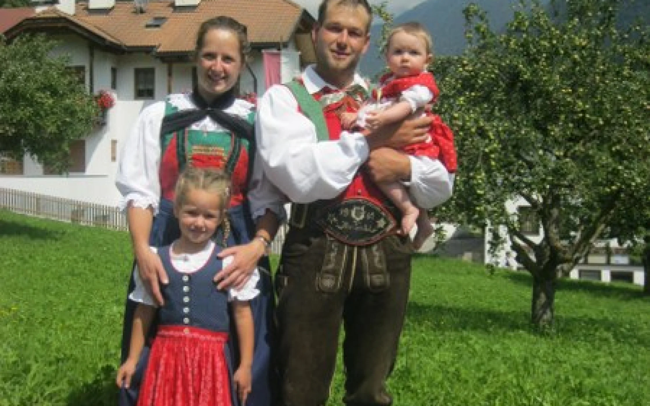 Christine Niederkofler_15 09 12_20 21_1347733316_450x600.jpg